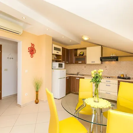 6923a Apartment Porec